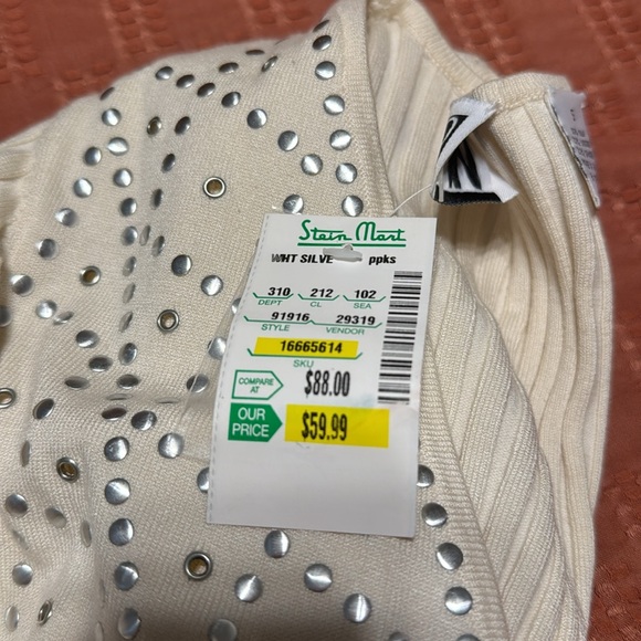 🆕 NWT Silk Jeweled WR Sweater - Cream Color Ribbed V-Neck - Long Sleeve - Size S - Picture 10 of 10